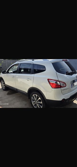 NISSAN Quasqai +2
