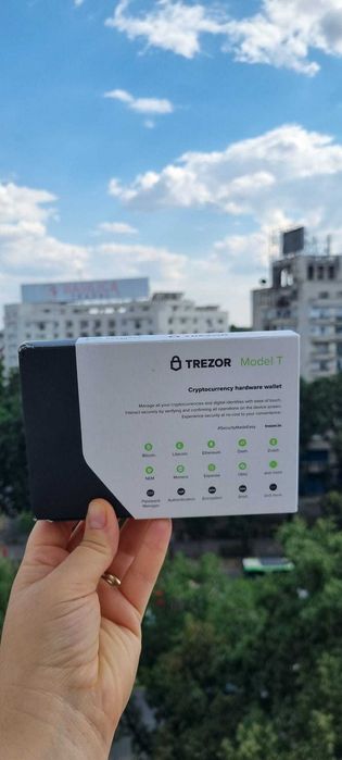 Portofel Crypto Trezor Model T - (Retur Amazon / Open-Box)