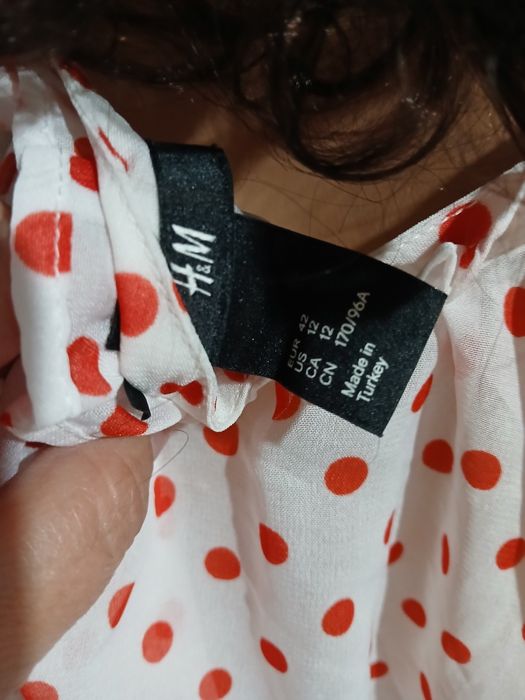 Риза на точки H&M 42