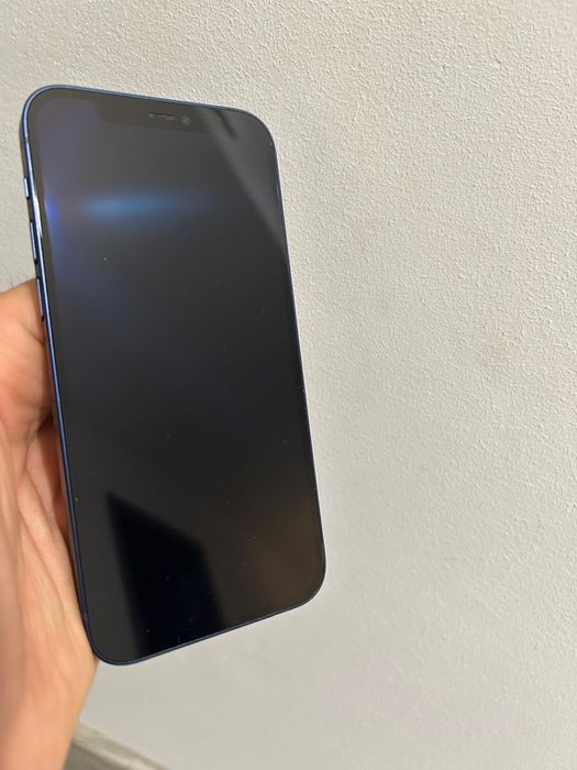Iphone 12 - stare foarte buna, fără urme vizibile de utilizare