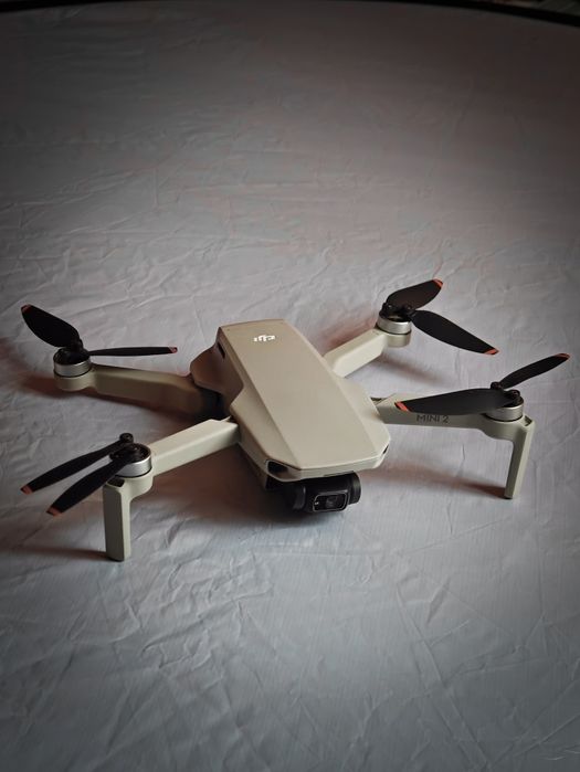 DJI Mini 2 Fly More Combo