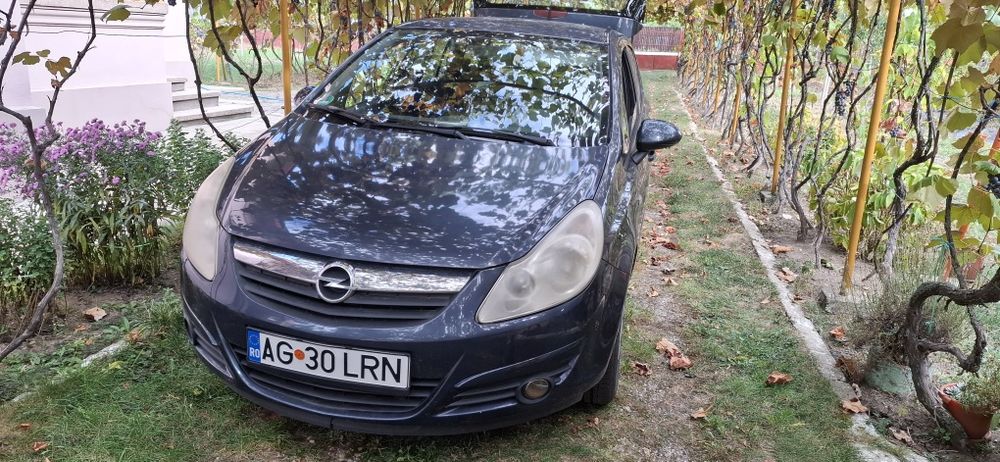 Vand Opel Corsa D, 1.4 benzina