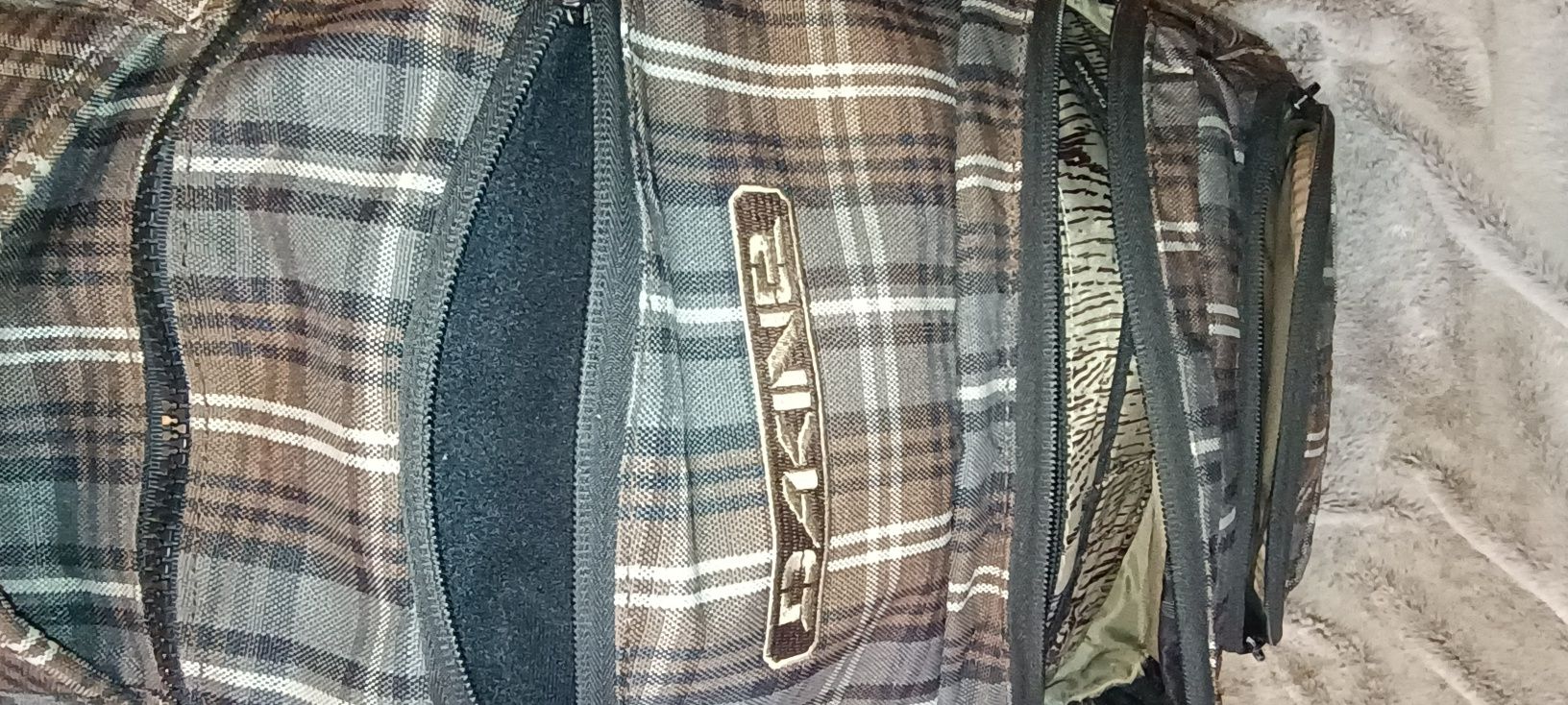 Спортна раница Dakine - 28 l.