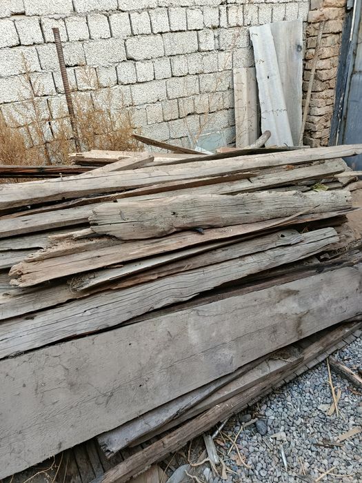 Дрова фруктовые и обычные доски от забора продаються