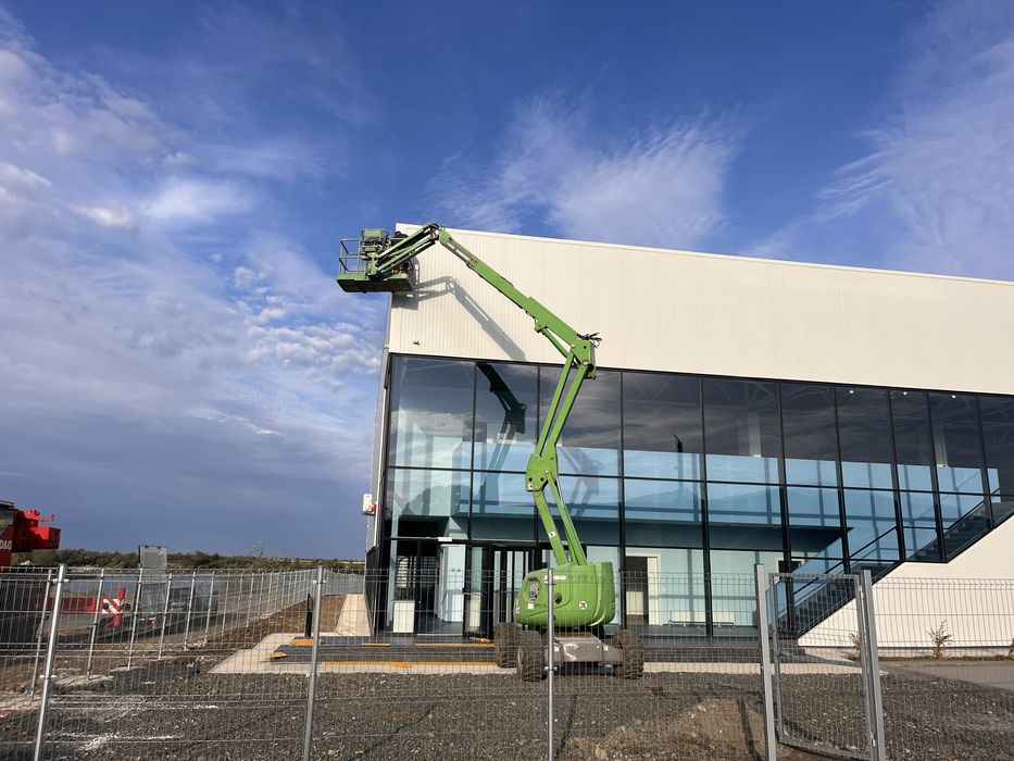 De inchiriat  nacela / nacele , electrice/disel , foarfeca/articulate