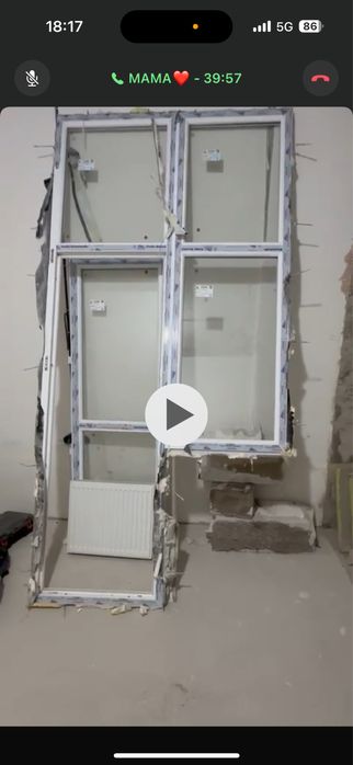 Балконная пара  пластиковая дверь с окном