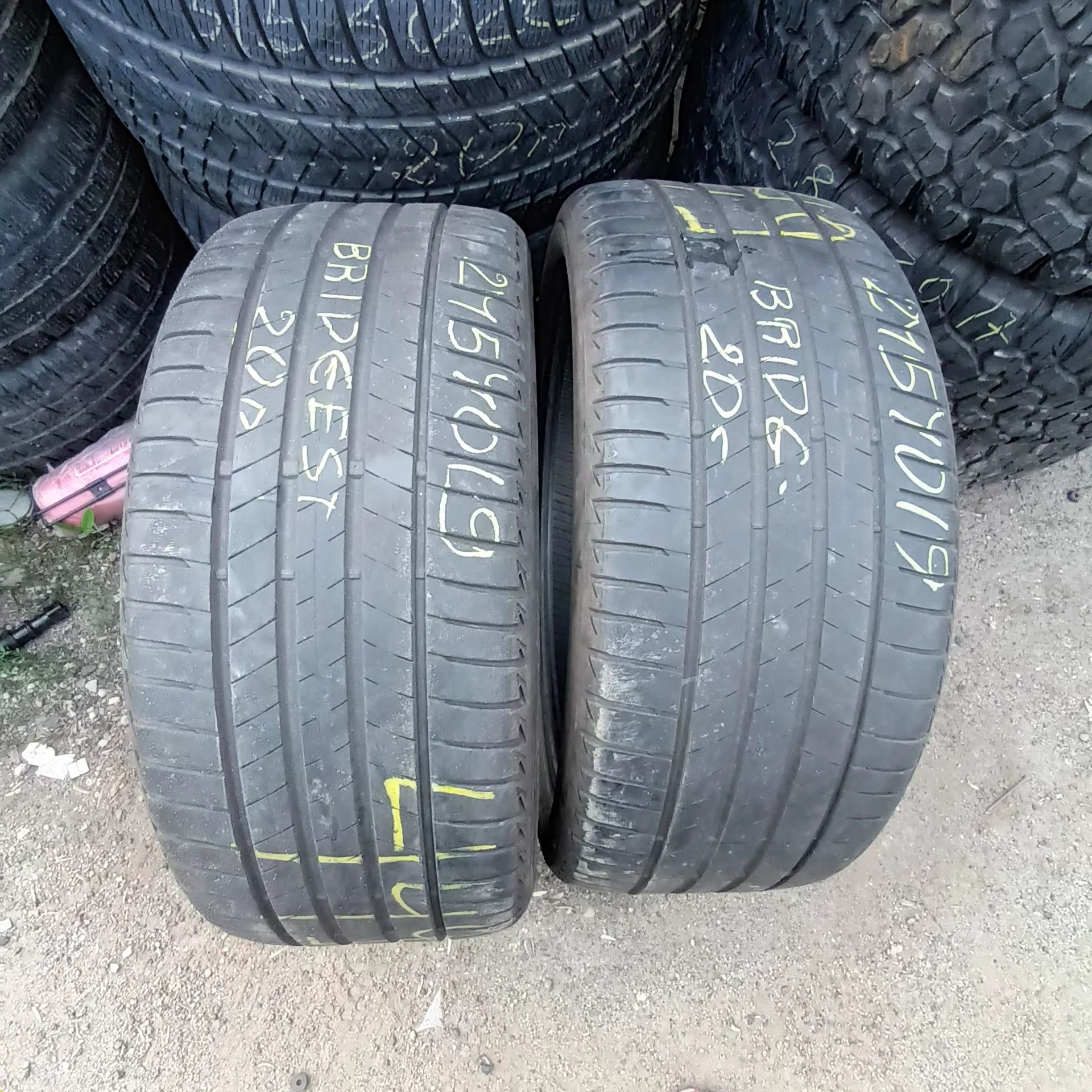 245 40 19 BRIDGESTONE 2бр.летни дот 2020г