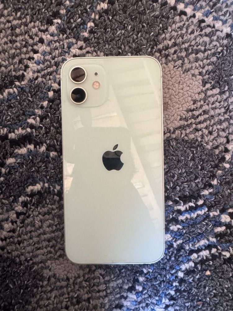 Iphone 12 holati yaxshi