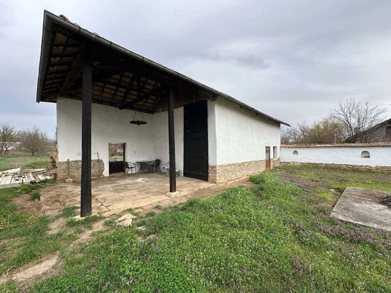 Продава се Къща в с. Ресен, Област Велико Търново - 120 кв.м за 542 €/кв.м - Снимка #1