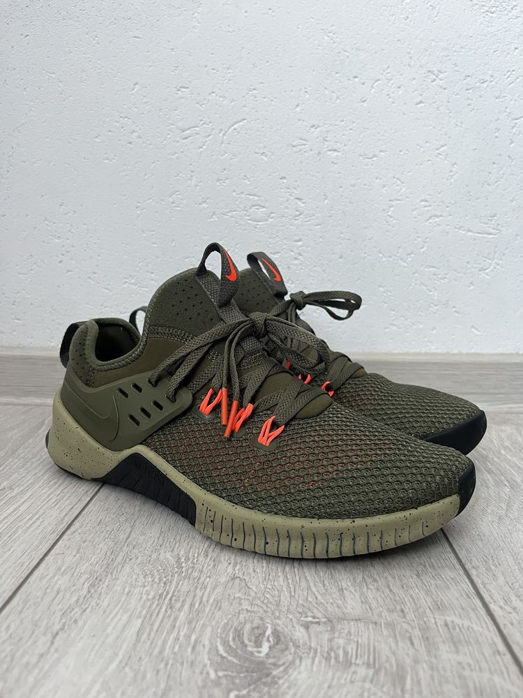 Nike Free Metcon Olive Canvas
