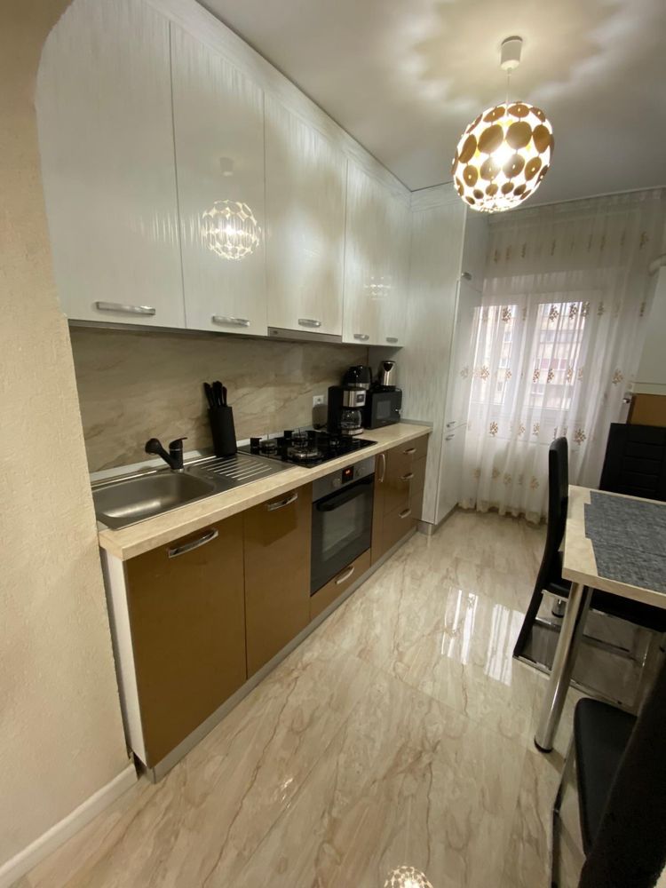 Apartament de inchiriat 2 camere Brasov, Centru Civic, str.Toamnei