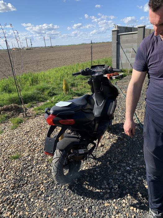Vand scuter Aprilia SR 50 Facory