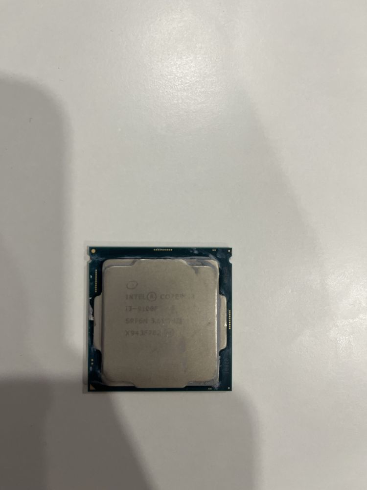 Продам процессор intel core i3 9100F