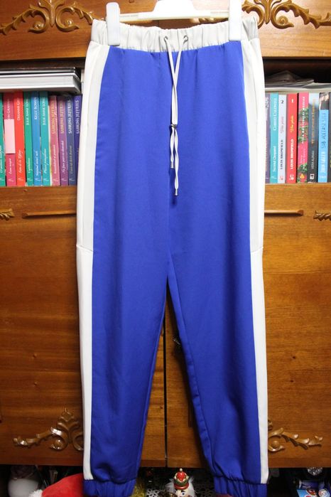 Pantaloni de trening