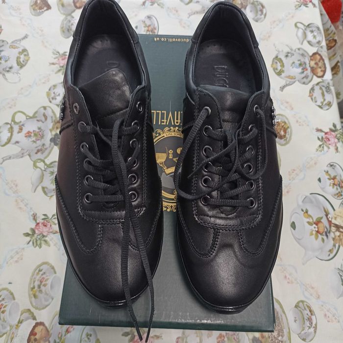 Продавам обувки DUCAVELLI