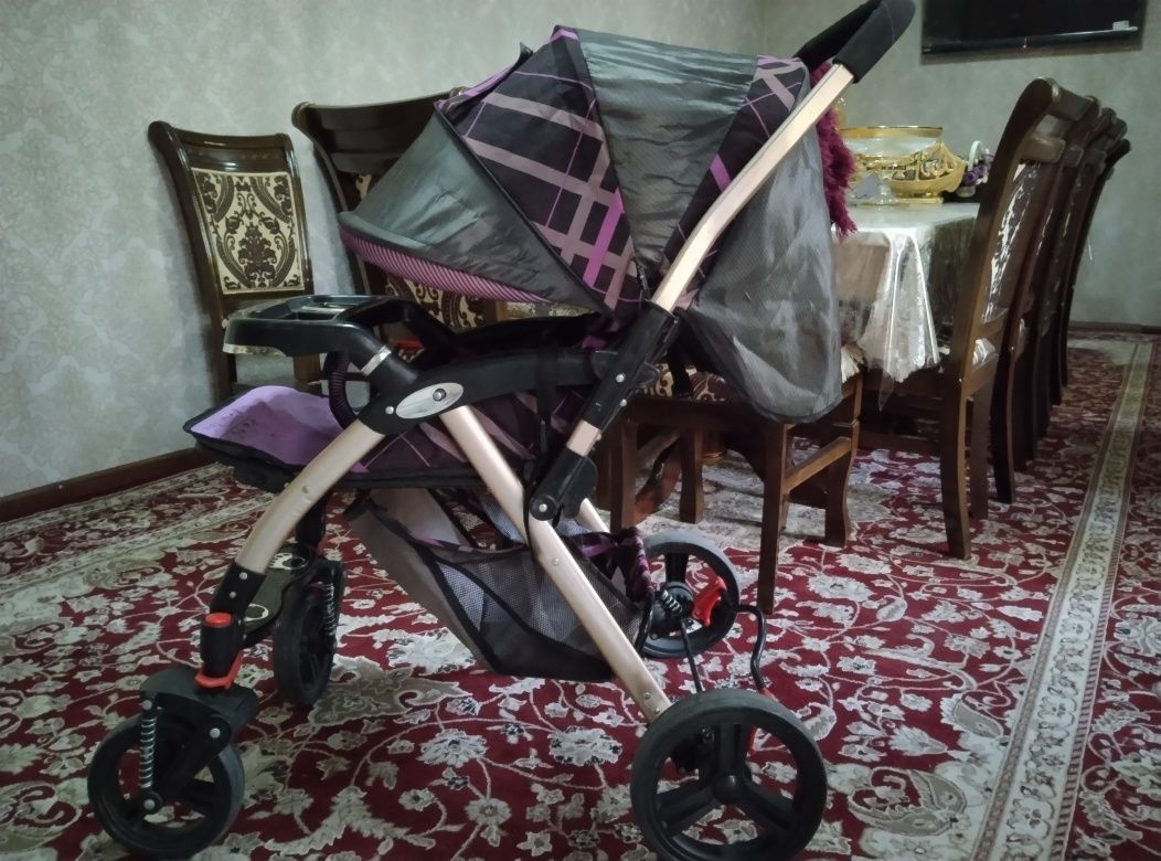 Детская каляска мустахкам