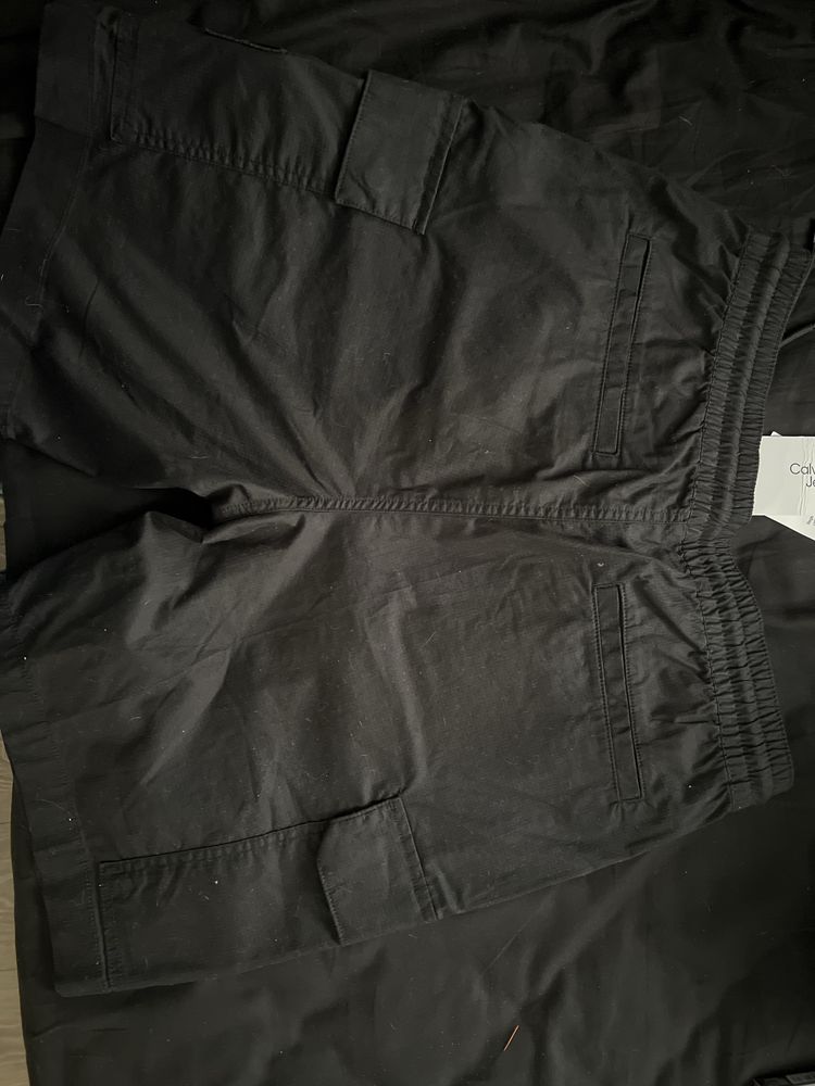 Calvin Klein Jeans- къси панталони