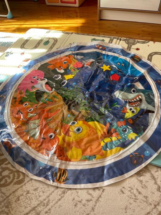 Развивающий водный коврик.