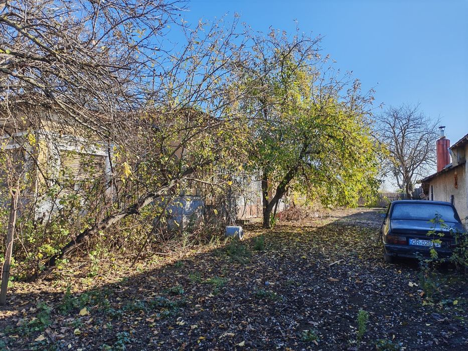 Casa cu terenuri de 1500 m² / 1500m² total 3000m²