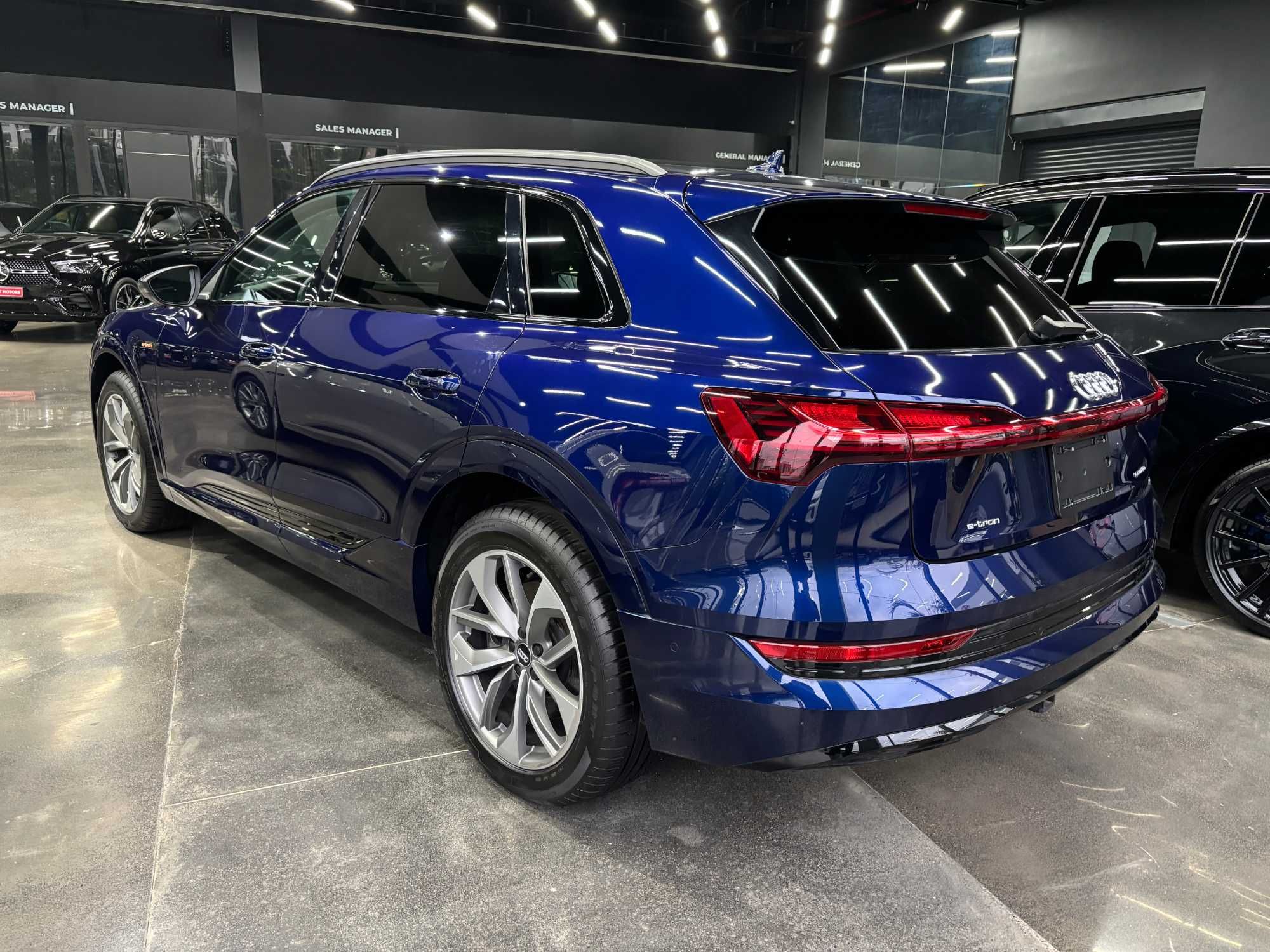 Audi e-tron 55 quattro|Без пробега Q7 AWD Prestige 402л.с./Электро USA