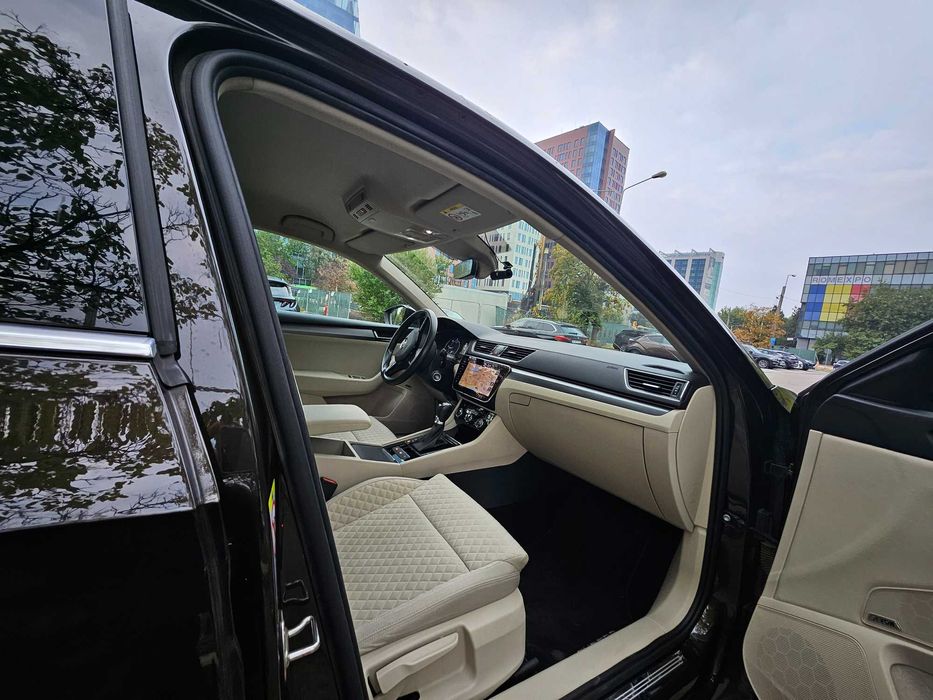 Škoda Superb 2.0 TDI DSG 190 CP