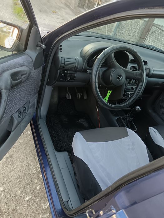 Продава се Опел Корса 1.4 газ бензин