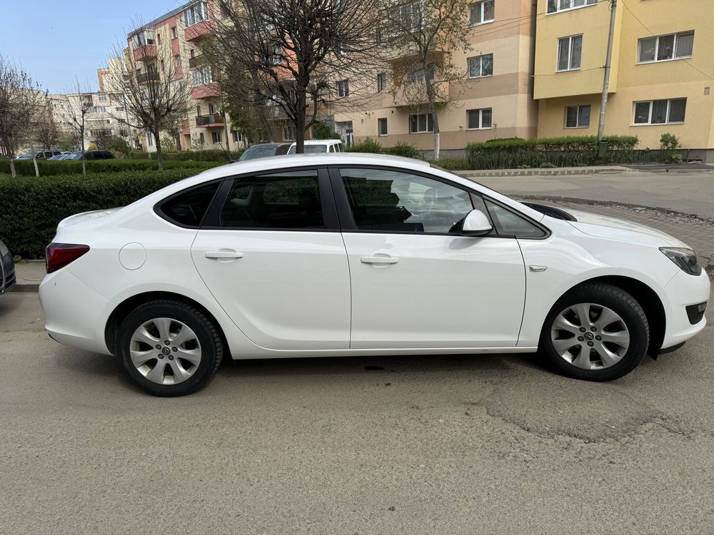 Vand Opel Astra J