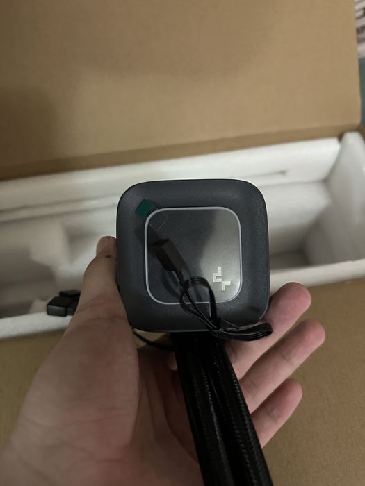 Водяное охлаждение Deepcool LE360 V2