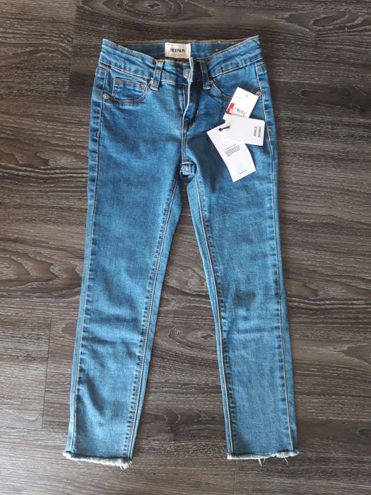 Дънки за  7-8-9-10 г