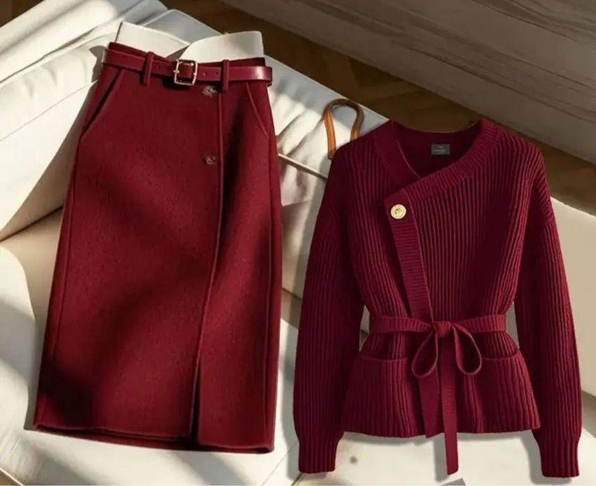 Продам двойку с юбкой 42 размера