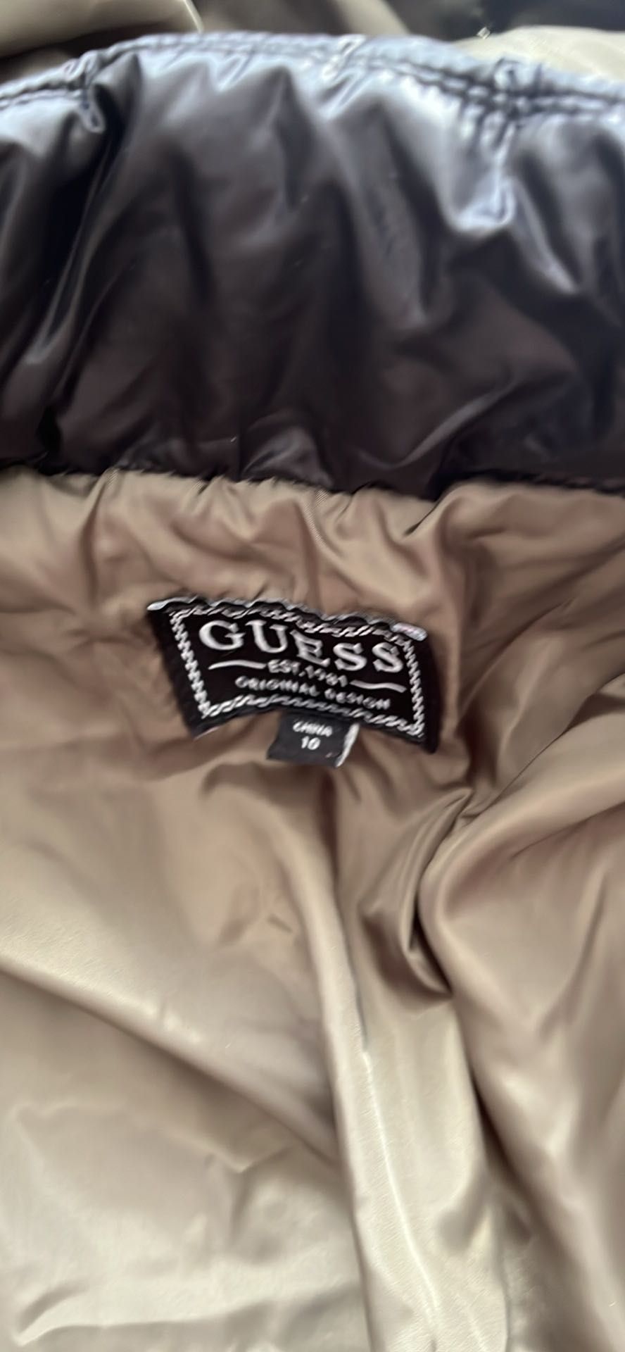 Детско зимно  яке Guess 10г