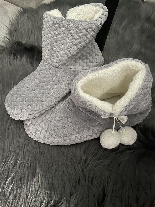 нови домашни ботуши