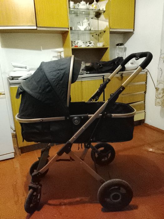 Коляска детская новая