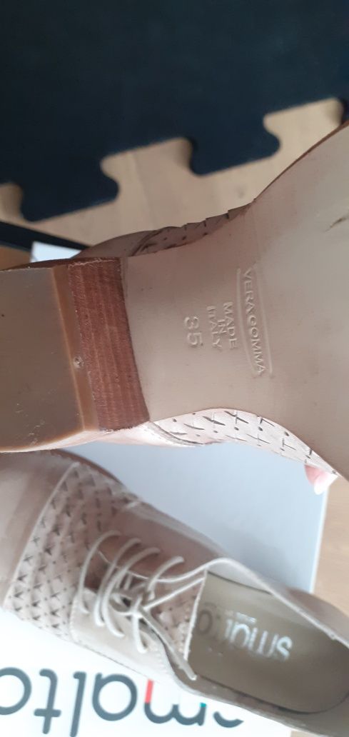 Pantofi deosebiti,noi,piele naturala, made in Italy, Smalto marimea 35