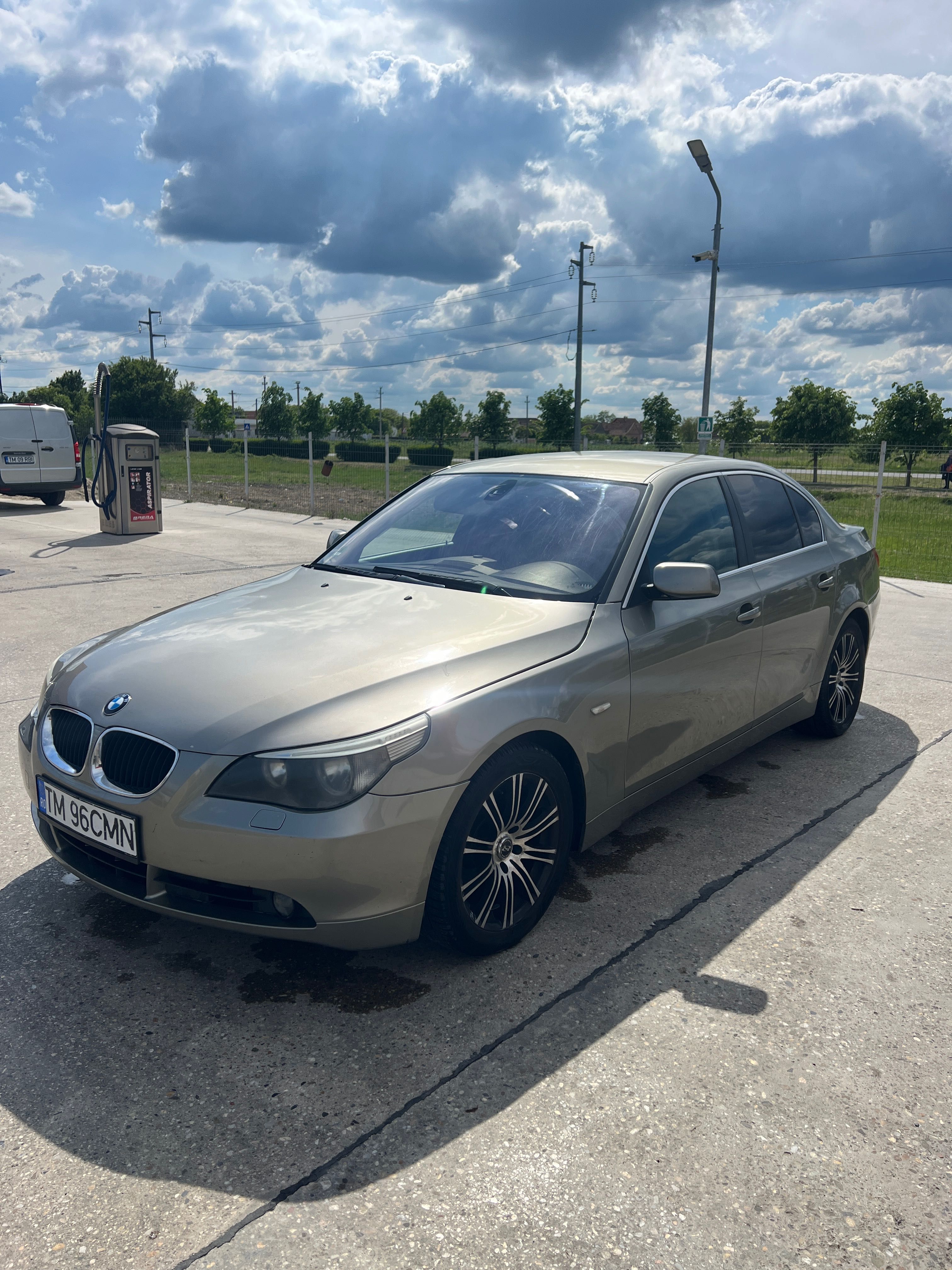 BMW seria 5 520d