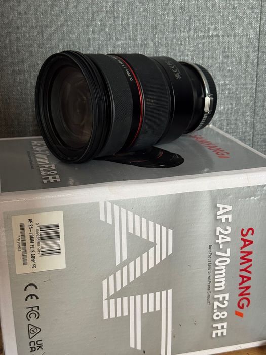 Обектив Samyang 24-70mm/2.8