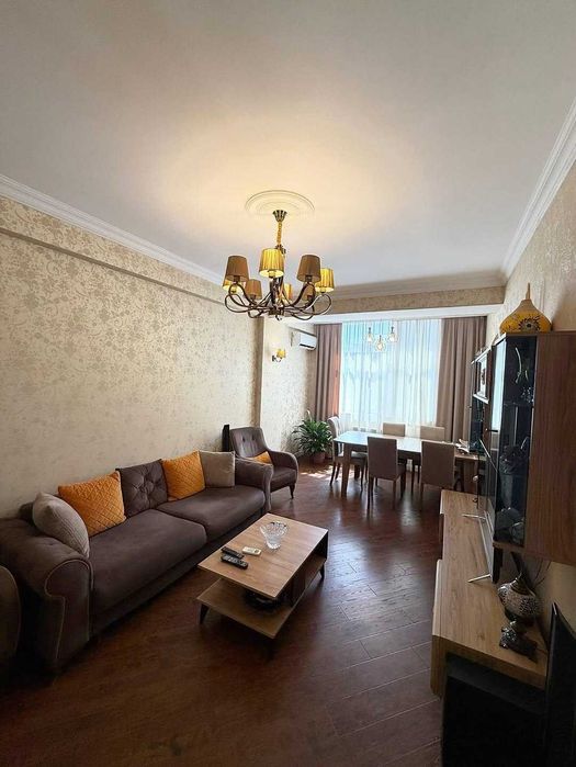 Сдаётся квартира Паркентский 2/2/8 р-н ул М Риёзий 117*