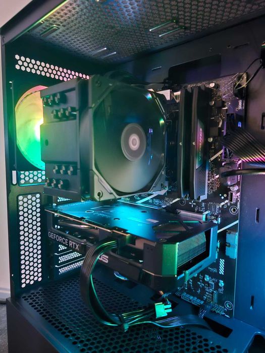 Calculator PC GAMING, INTEL I5 13500, 32GB DDR5, RTX 5060TI 16GB OC