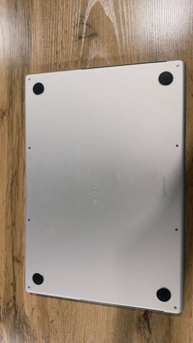 macbook pro m3 pro 36/512 (16 inch)