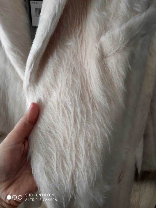 Replica Moda ново с етикет палто Magda Fur с роза