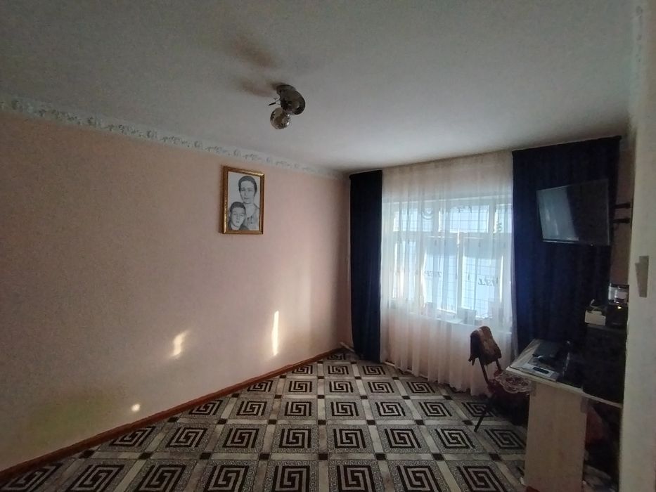 Продаётся 1х Квартира в нурафшоне