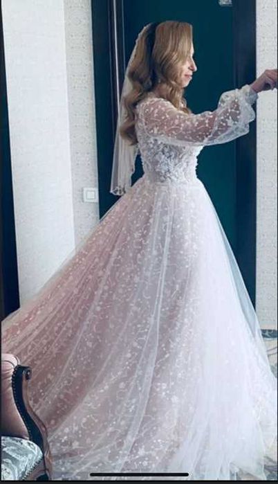 Rochie de mireasa marca Pentelei cu crinolina inclusa