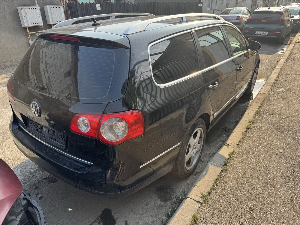 Dezmembrez dezmembrari vw passat b6 motor 2.0 TDI BMR automat DSG L041
