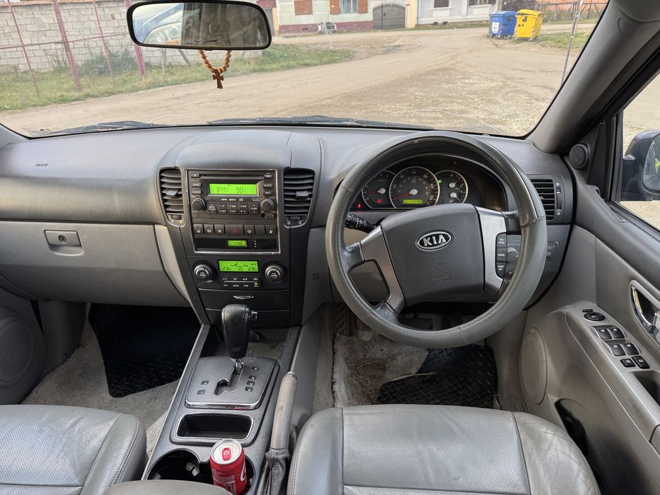 Dezmembrez sau vand