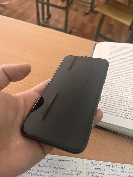 11 iphone продам