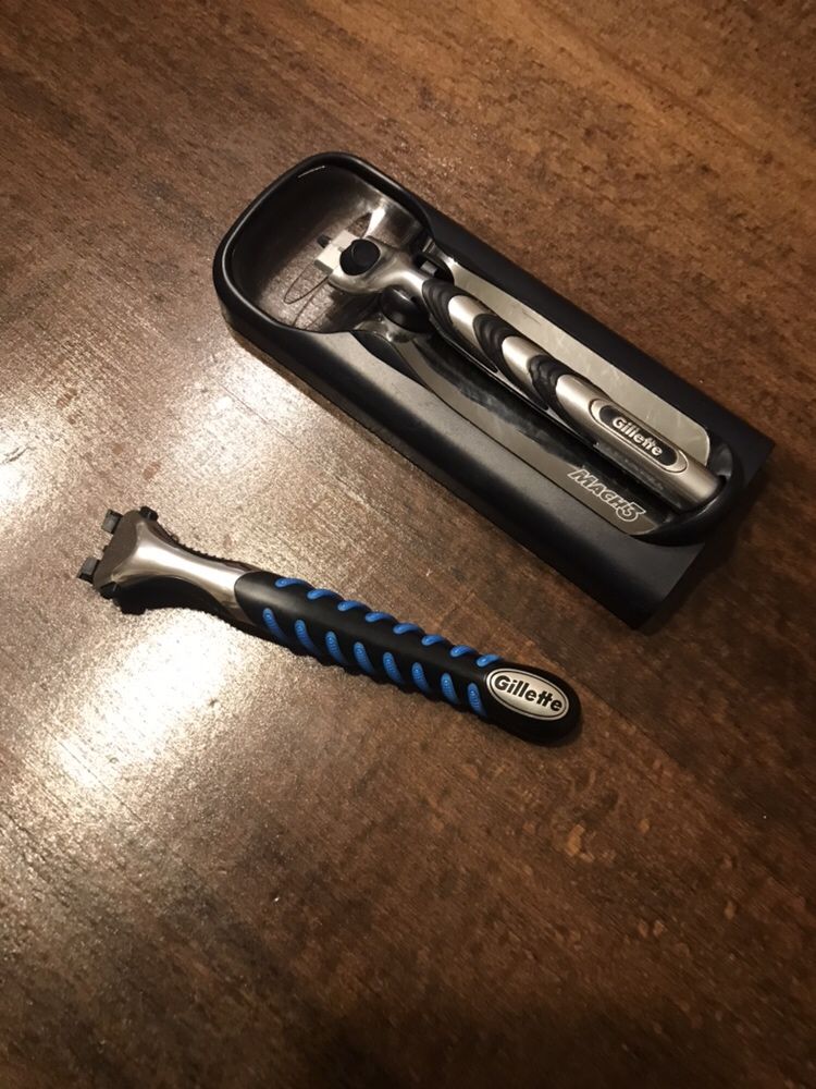 Gillette Mach 3 и Gillette Blue 3