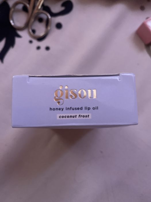 Lip oil gisou nou