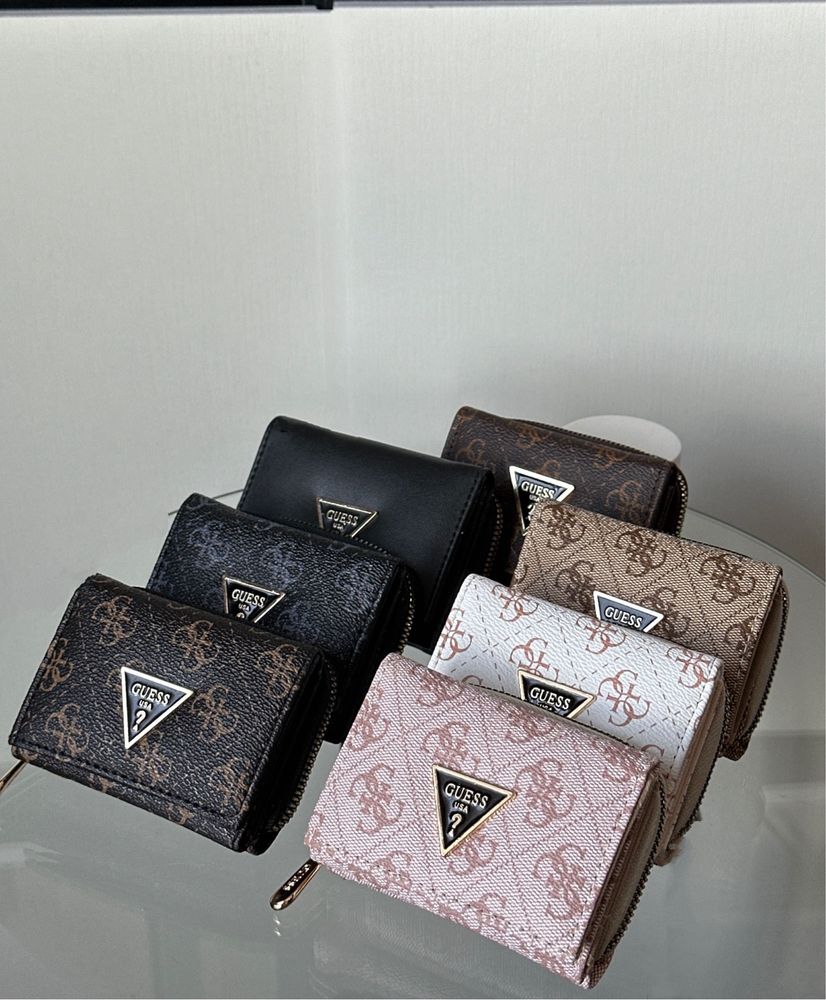Портмоне на Guess