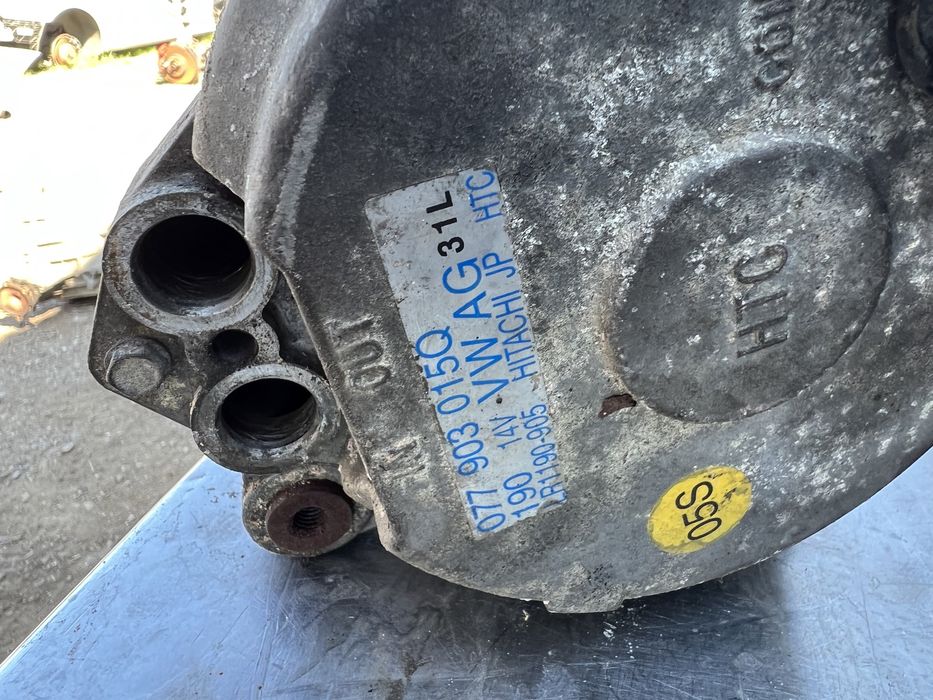 Всмукател Динамо компресор демпферна шайба обтегачи Audi A8 d3 4.2fsi