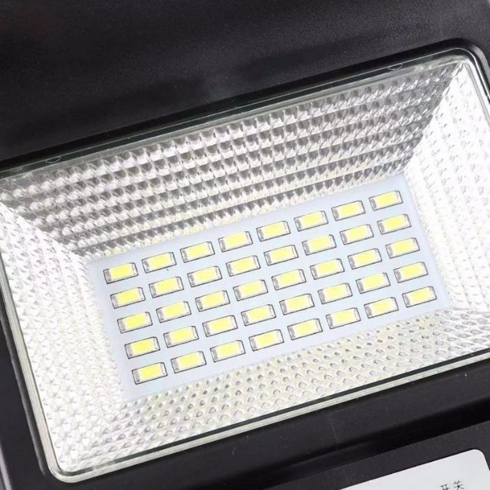 Улична соларна LED лампа 125W с фотоклетка, дистанционно и три режима